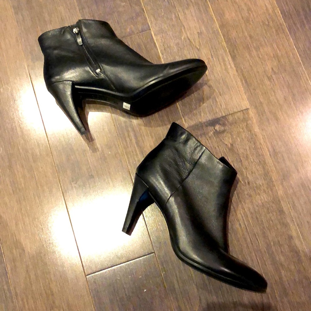 Black boots
